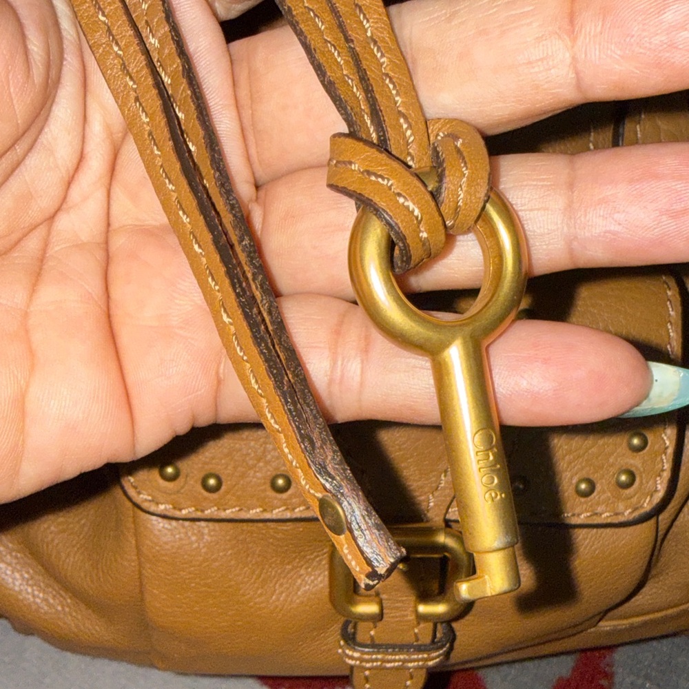 Chloe Tan Leather Satchel with Gold Hardware - Picture 13 of 14